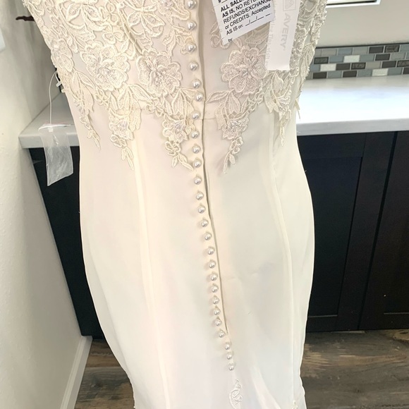 🚫SOLD🚫Sample Wedding Dress Mermaid long Tail Light white ivory lace Sz 14 - Picture 9 of 9